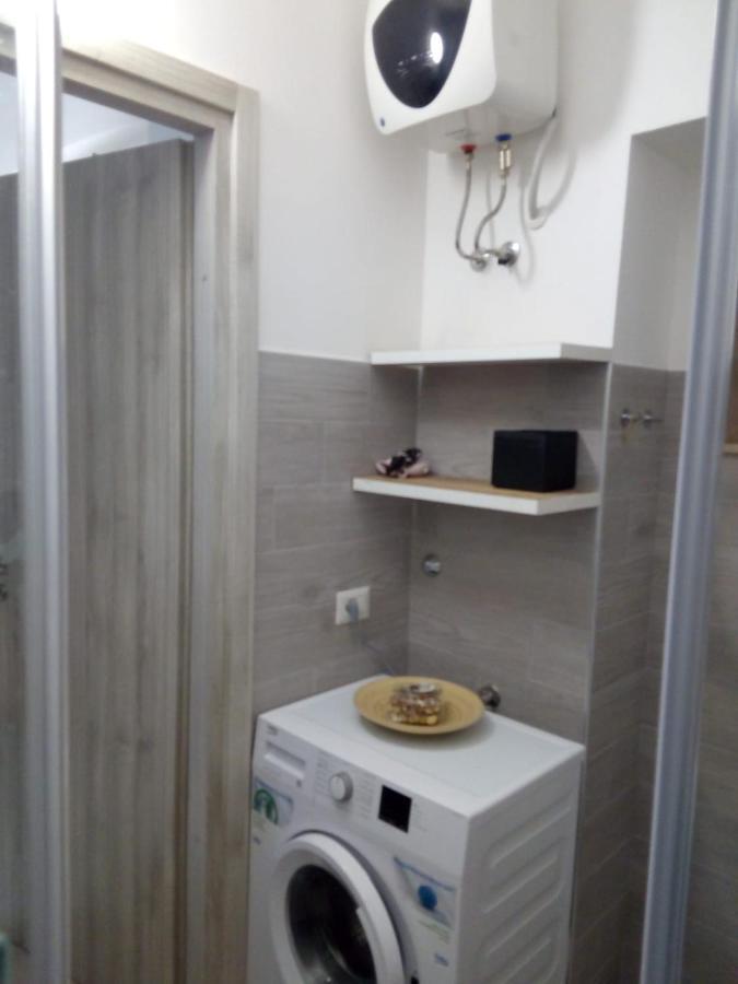 Acquasale Apartment "Altomare" 비에스테 외부 사진